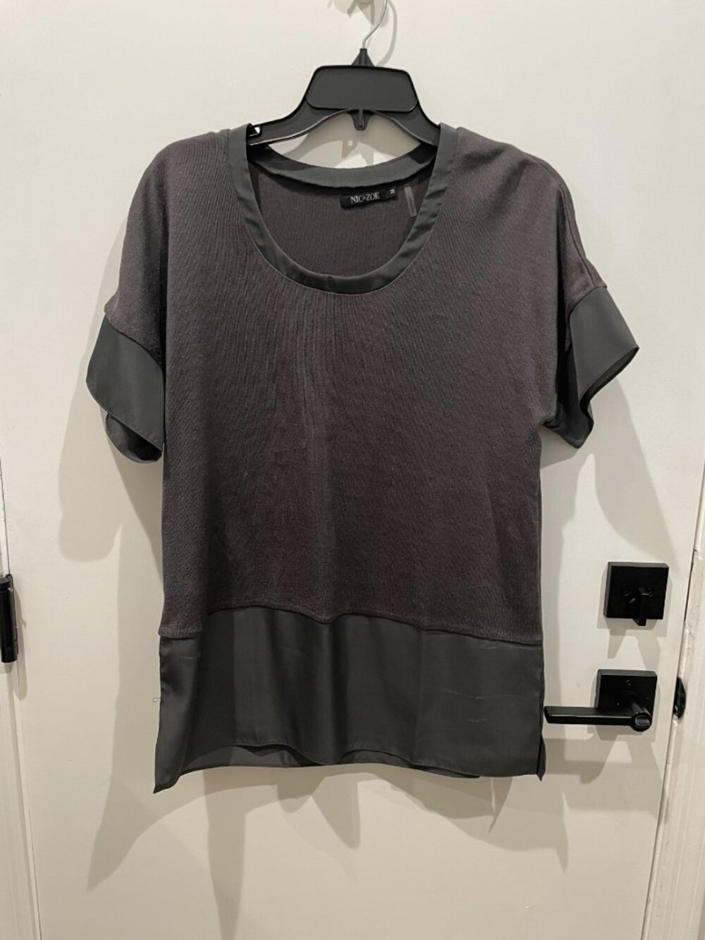 Nic + Zoe Lightweight Bordered Top or Tee - Size Medium - Retail $98